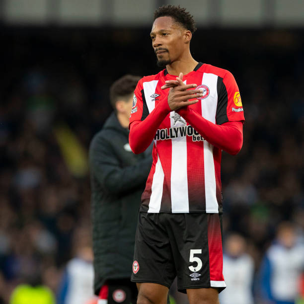 来形容他 来形容他