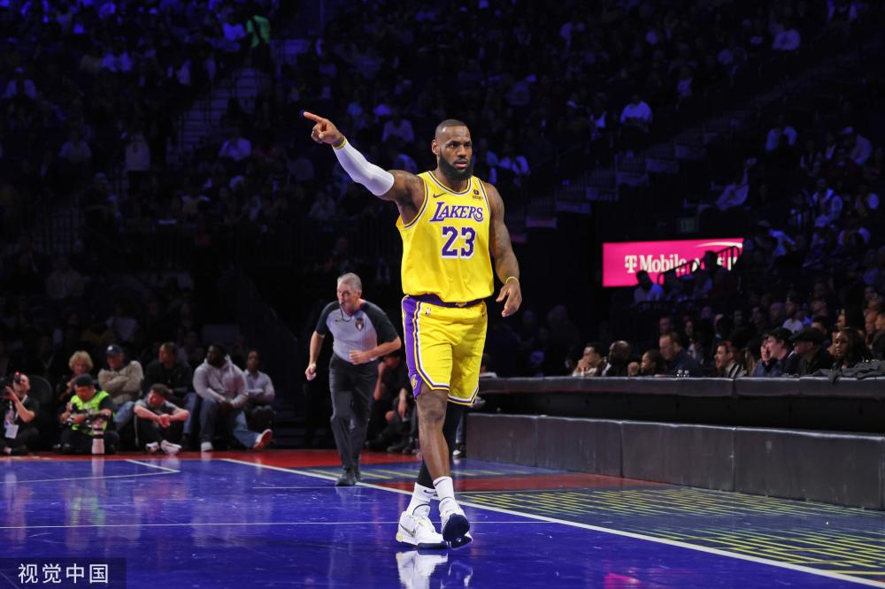 申智爱领先澳洲公开赛,约翰斯顿爆冷追平赫伯特.