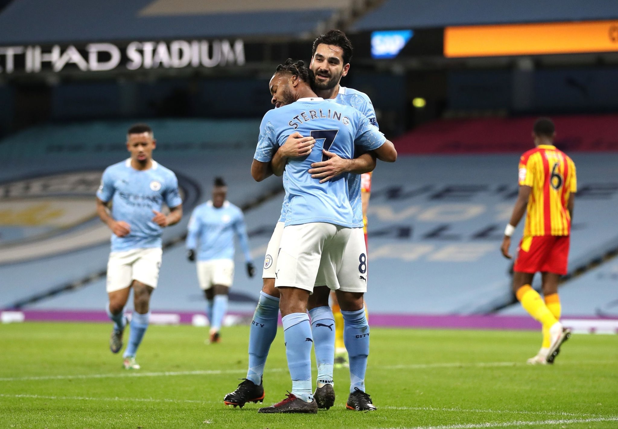 中场休息过 中场休息过